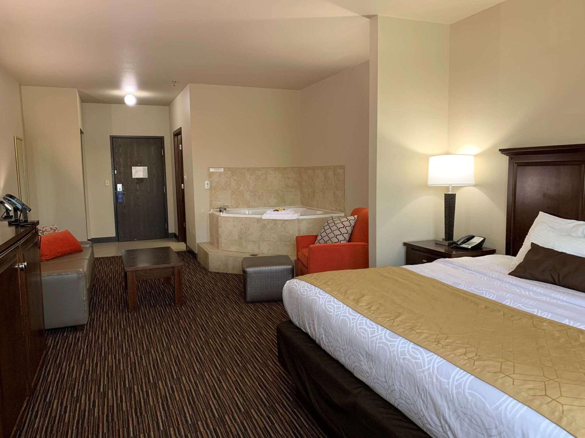 Radisson Hotel River Falls Bagian luar foto