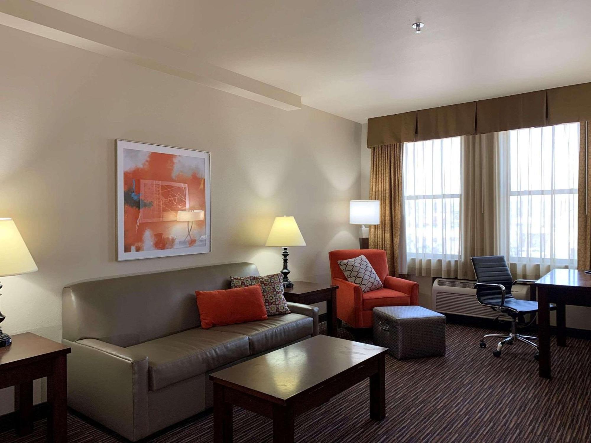 Radisson Hotel River Falls Bagian luar foto