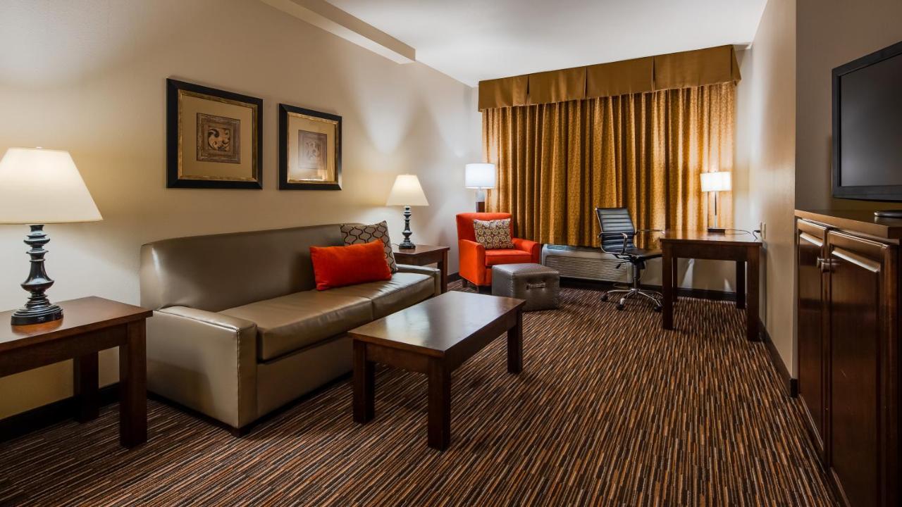 Radisson Hotel River Falls Bagian luar foto